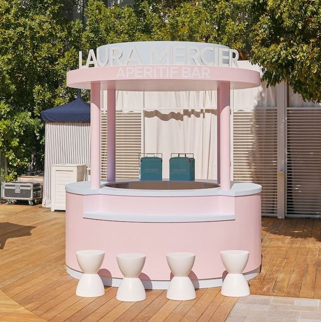 Live Counter Setup Counter & Set Up – fête